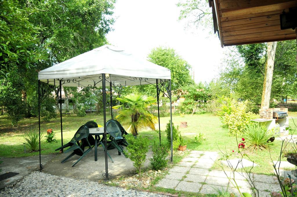 Manoir De Tireveste Lesperon  Luaran gambar