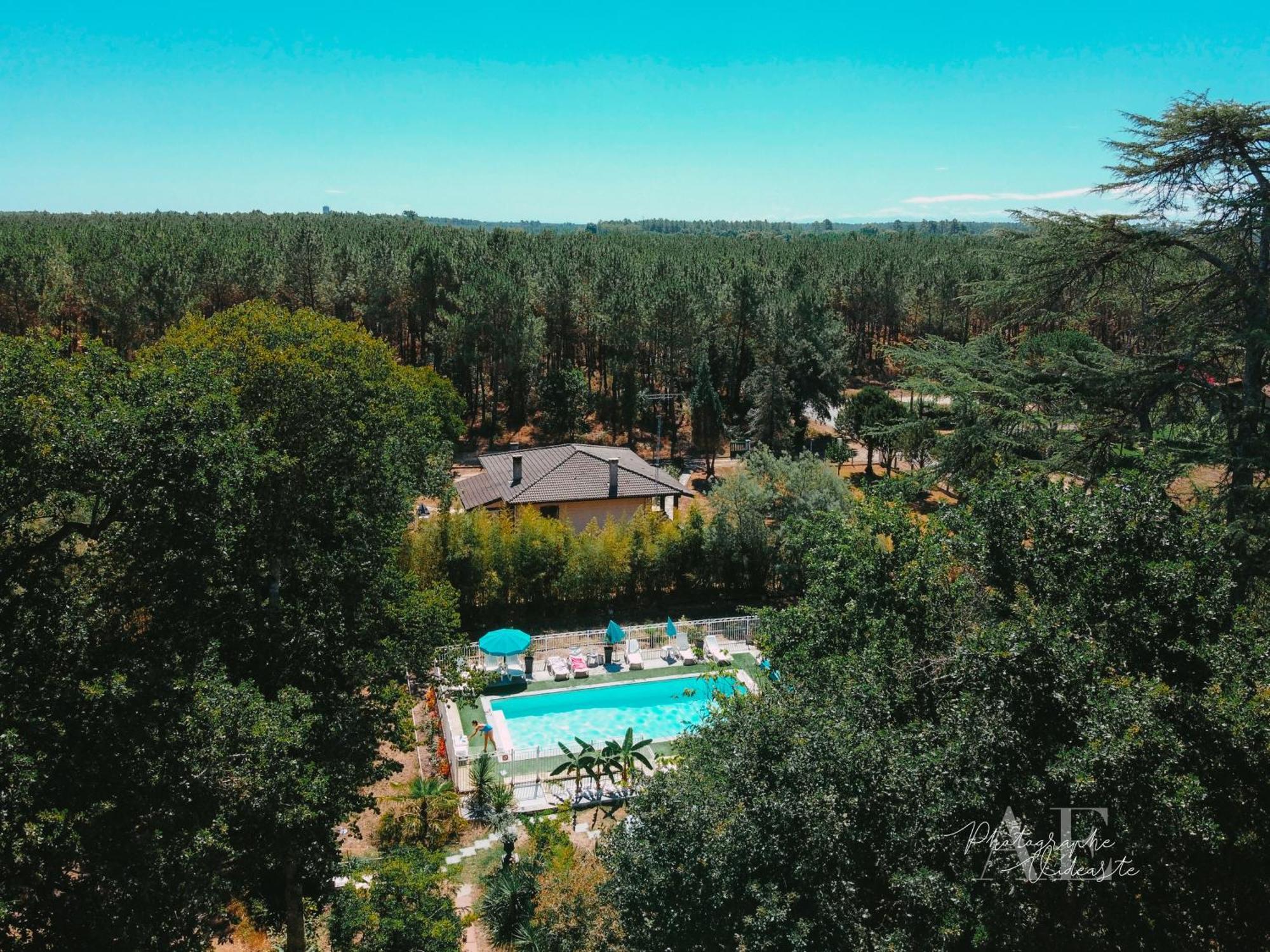 Manoir De Tireveste Lesperon  Luaran gambar